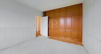 von_poll_real_estate_property_25176035_image_13