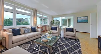 von_poll_real_estate_property_25176035_image_0