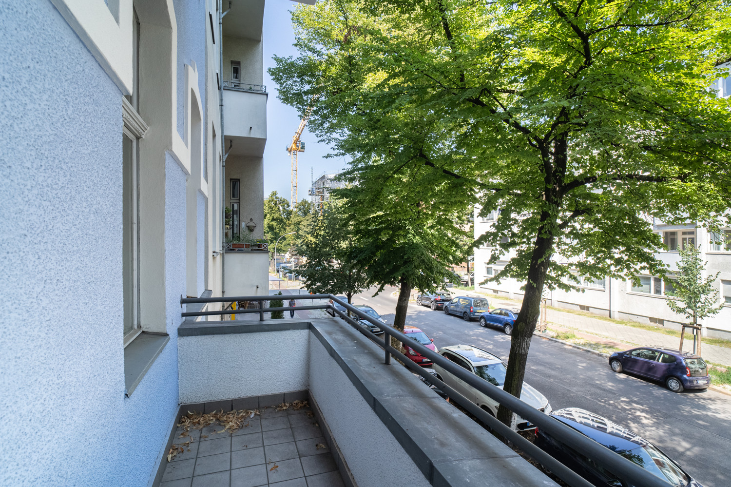 Balkon zur Straße