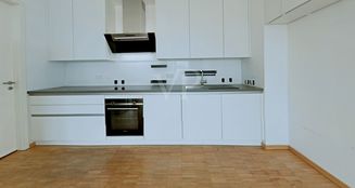 von_poll_real_estate_property_25176028_image_5