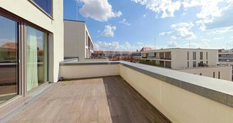 von_poll_real_estate_property_25176028_image_0