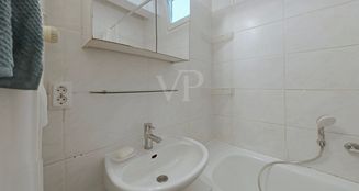 von_poll_real_estate_property_25176010_image_8