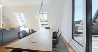 von_poll_real_estate_property_25176019_image_1