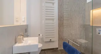 von_poll_real_estate_property_25176030_image_14