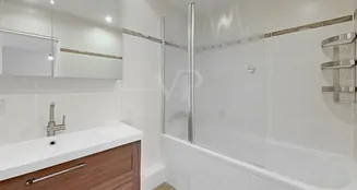 von_poll_real_estate_property_25176037-001_image_12