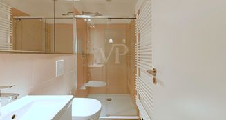 von_poll_real_estate_property_25176033M_image_6