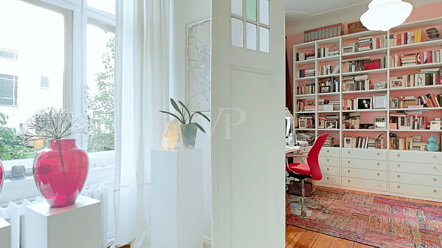 Blick ins Arbeits-/Gästezimmer