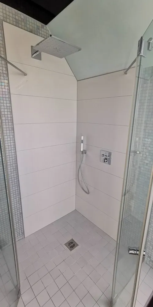 Badezimmer 2