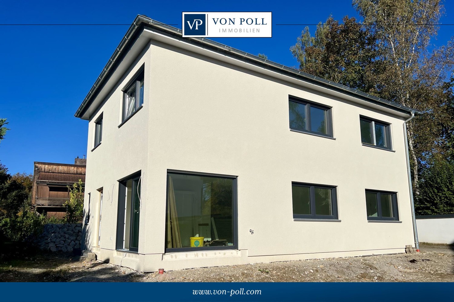 Neubau Erstbezug - modernes Einfamilienhaus (KfW40) mit Bergblick & großzügiger Terrasse in Bestlage