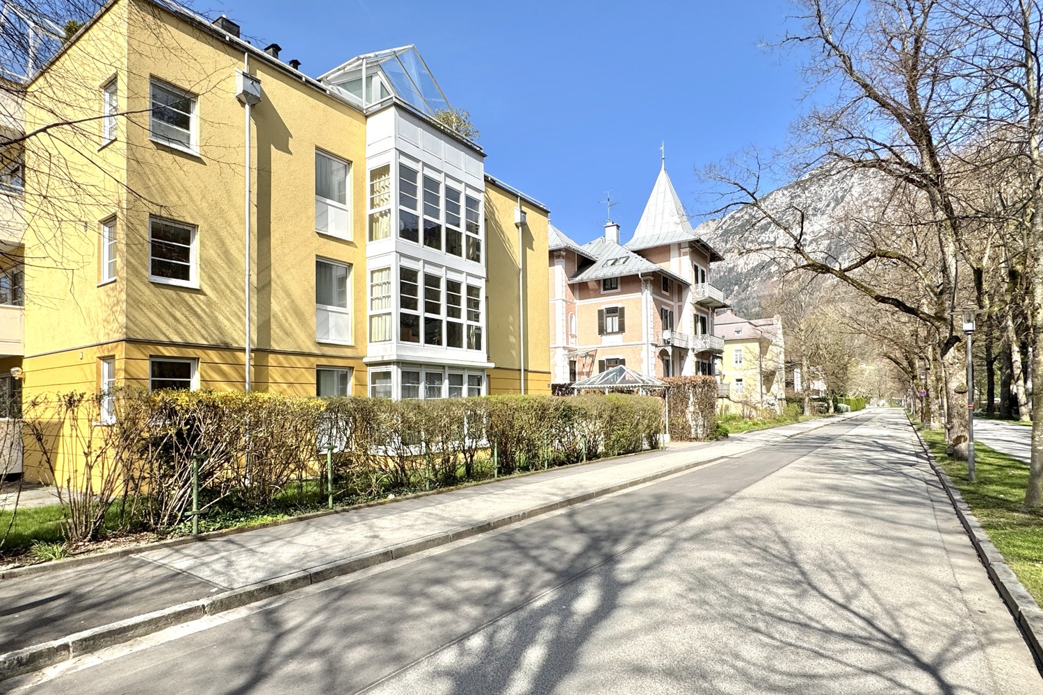 Große & helle Etagenwohnung in bester Lage am Rupertuspark mit zwei TG-Stellplätzen