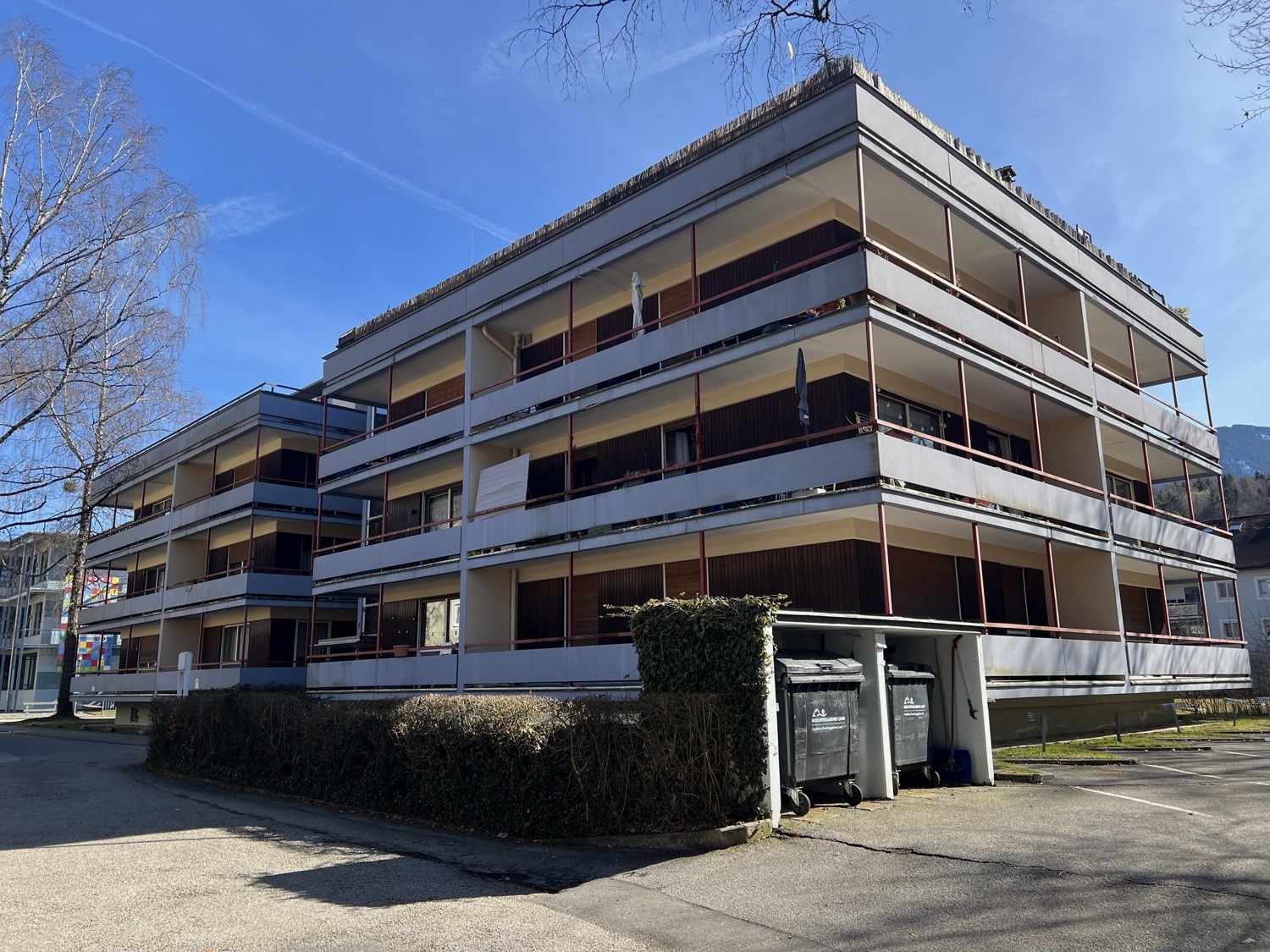 Vermietete, zentrumsnahe Wohnung mit großem Balkon im 1.Obergeschoss