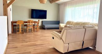 von_poll_real_estate_property_25102011_image_5
