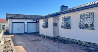 von_poll_real_estate_property_25102013_image_2