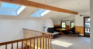 von_poll_real_estate_property_25102014_image_14