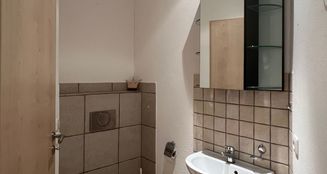 von_poll_real_estate_property_25102017_image_6