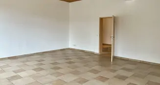 von_poll_real_estate_property_25102017_image_3