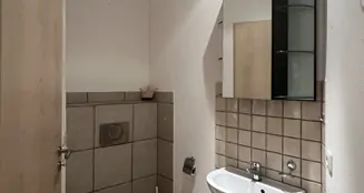 von_poll_real_estate_property_25102017_image_9