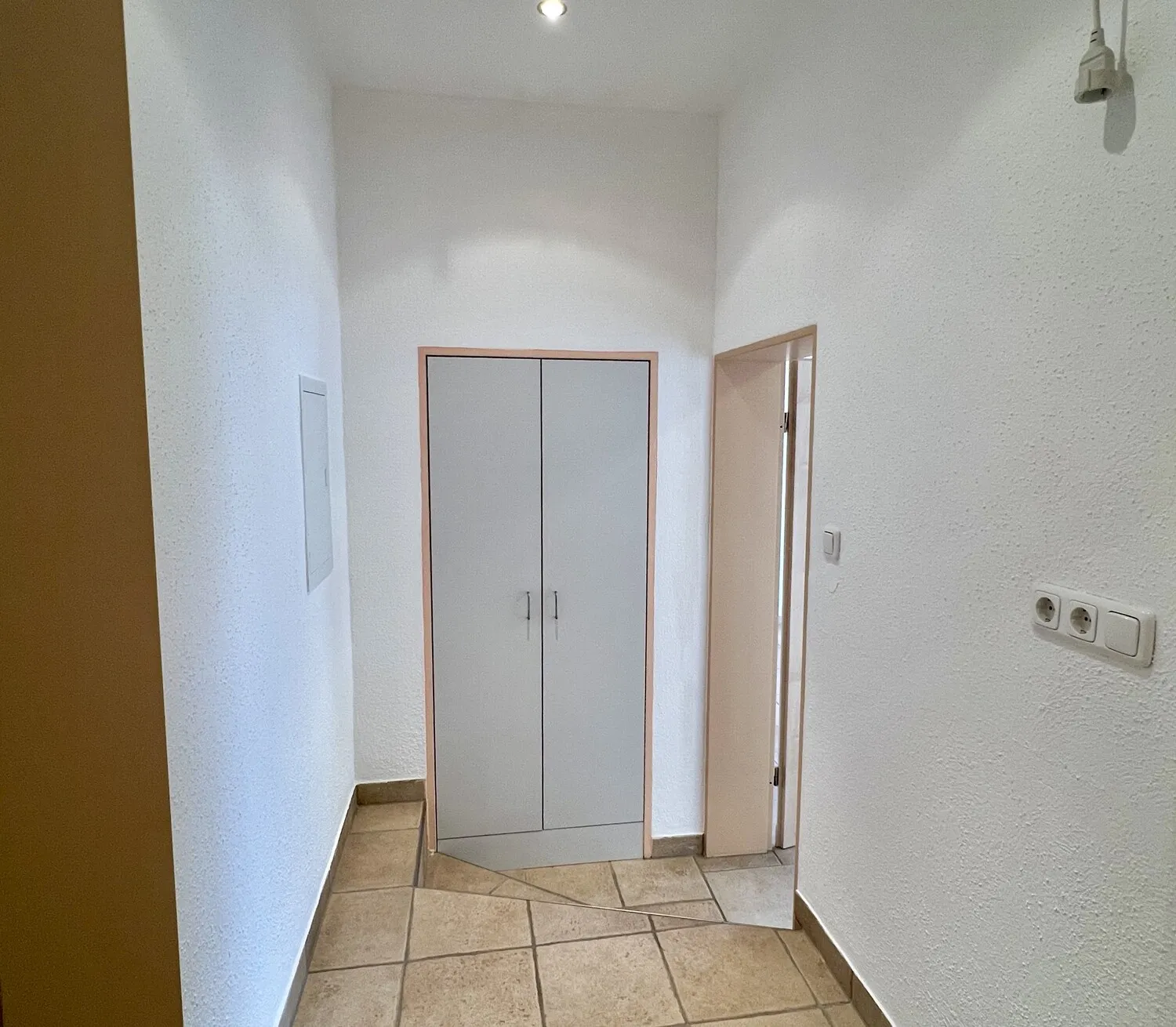 Ladengeschäft/Büro/Praxis in verkehrsgünstiger Lage von Marquartstein mit optionaler Wohnnutzung