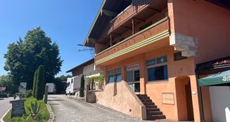 von_poll_real_estate_property_25102016_image_1