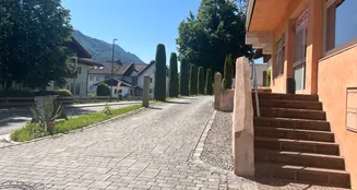 von_poll_real_estate_property_25102016_image_2