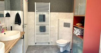 von_poll_real_estate_property_25102018_image_11