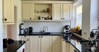 von_poll_real_estate_property_25102020_image_4