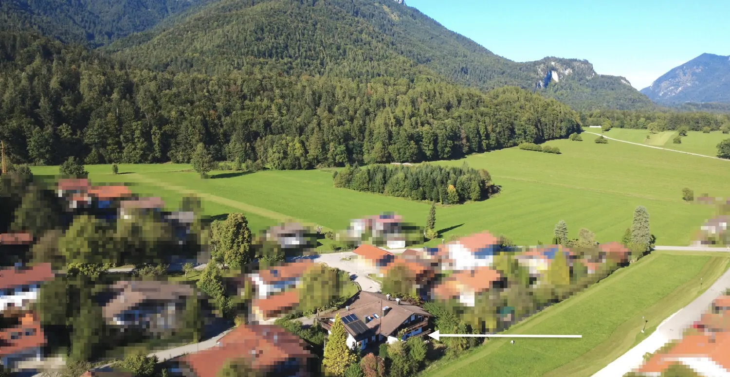 Ein- bis Zweifamlienhaus in herrlicher Alpenlagen unweit des Chiemsees