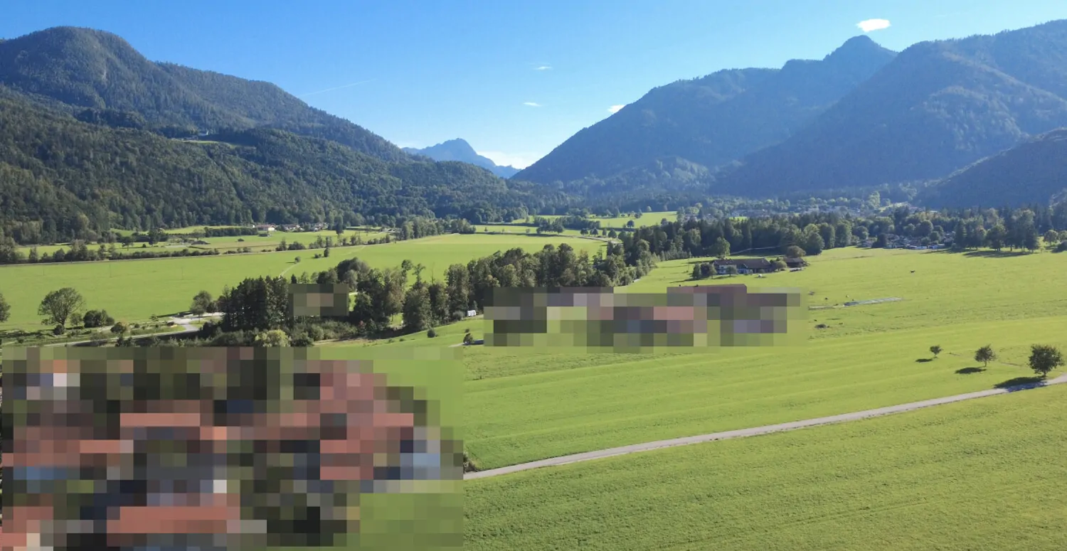 Ein- bis Zweifamlienhaus in herrlicher Alpenlagen unweit des Chiemsees