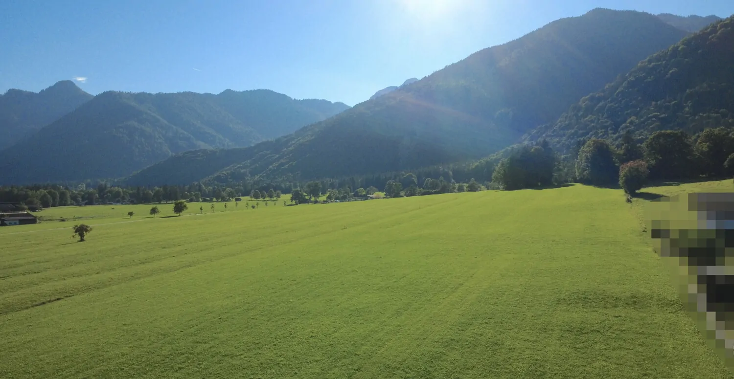 Ein- bis Zweifamlienhaus in herrlicher Alpenlagen unweit des Chiemsees