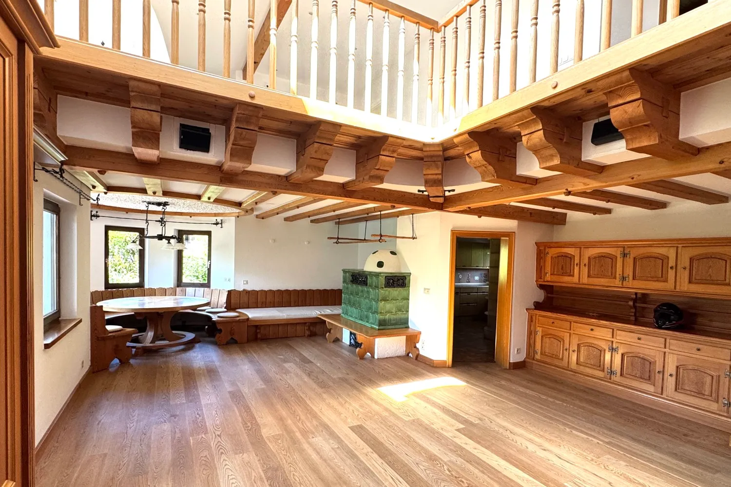 Ein- bis Zweifamlienhaus in herrlicher Alpenlagen unweit des Chiemsees