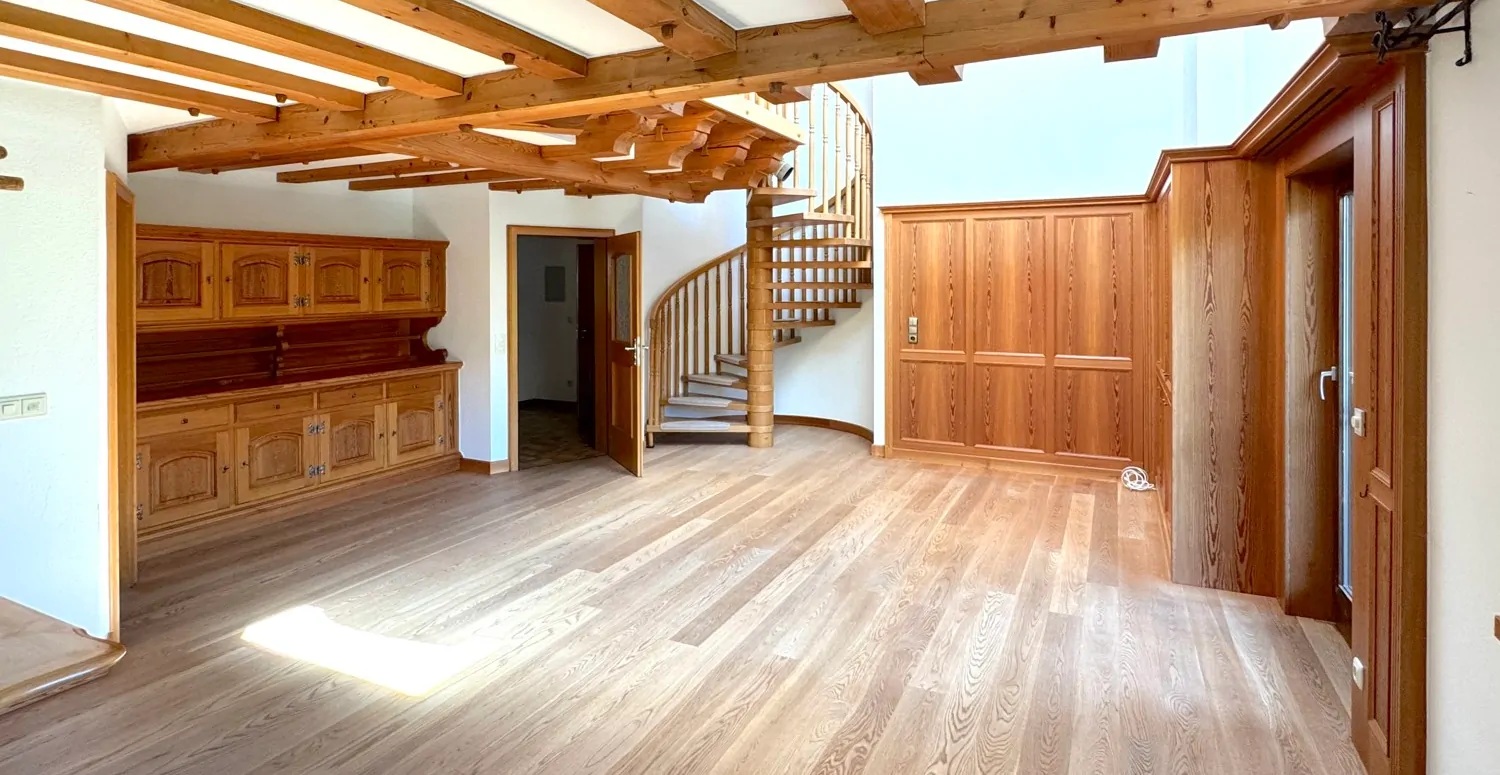 Ein- bis Zweifamlienhaus in herrlicher Alpenlagen unweit des Chiemsees