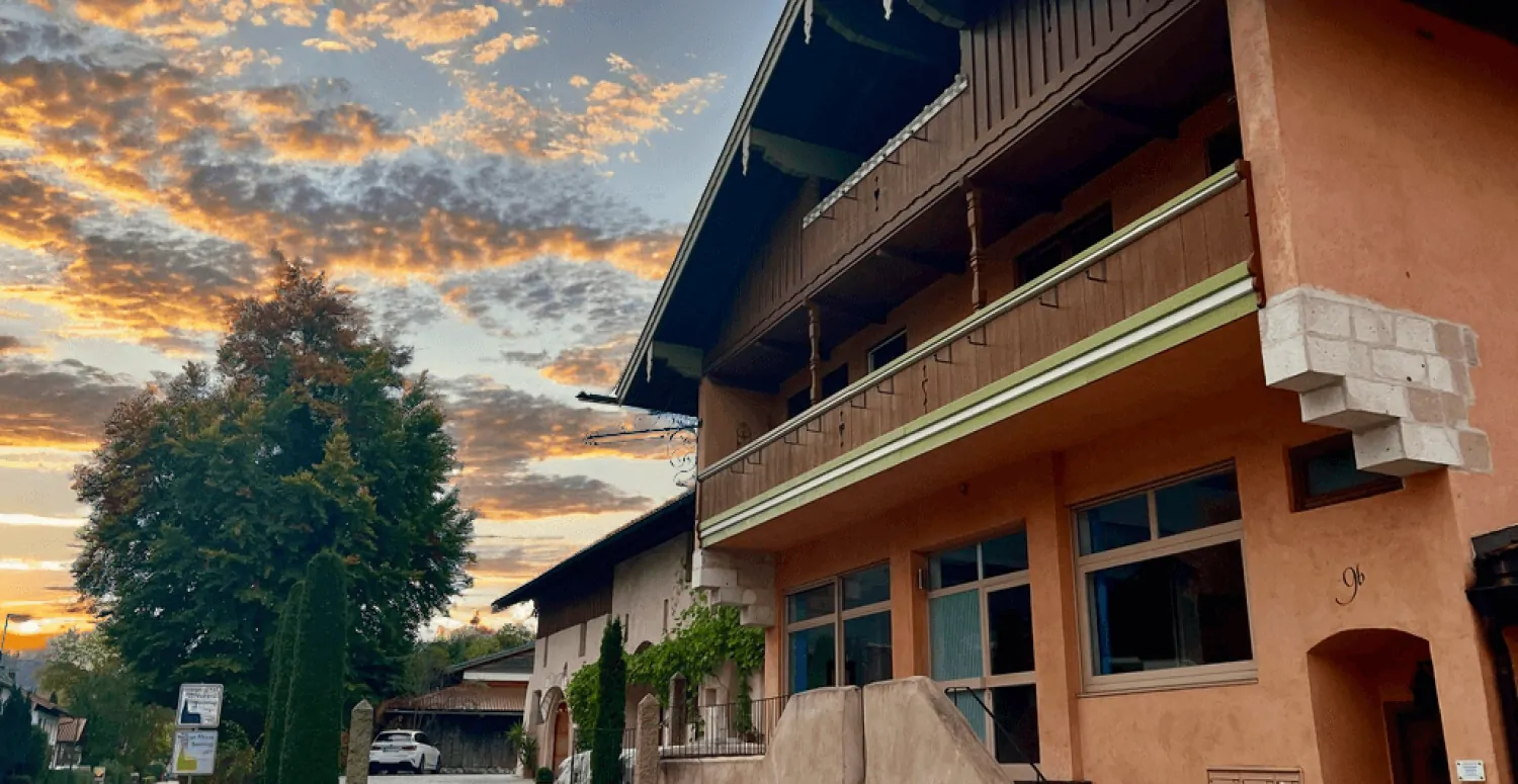 Ladengeschäft/Büro in verkehrsgünstiger Lage von Marquartstein mit optionaler Wohnnutzung