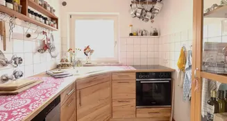 von_poll_real_estate_property_25102026_image_9