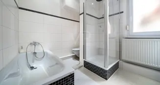 von_poll_real_estate_property_24455058Dup_image_7