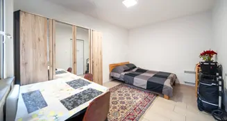 von_poll_real_estate_property_24455058Dup_image_21