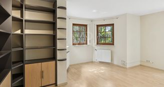 von_poll_real_estate_property_25143019_image_15