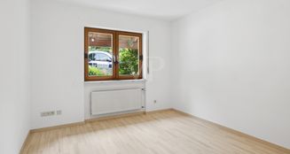 von_poll_real_estate_property_25143019_image_6