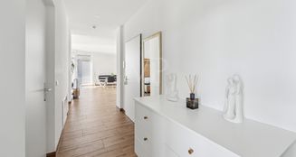 von_poll_real_estate_property_25143013VM_image_6