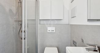 von_poll_real_estate_property_25143013VM_image_11