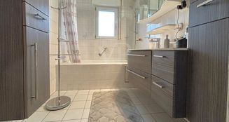 von_poll_real_estate_property_25152013-Dup2_image_11