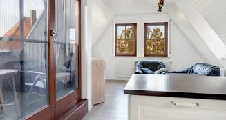 von_poll_real_estate_property_25143028_image_2