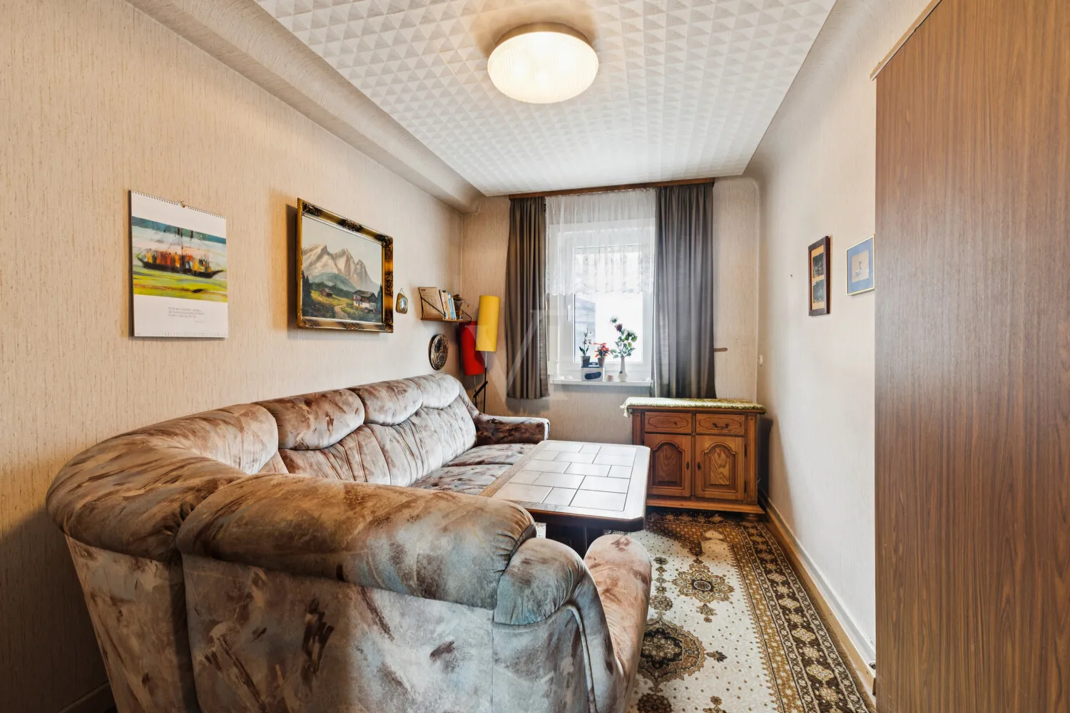Zimmer 2 OG