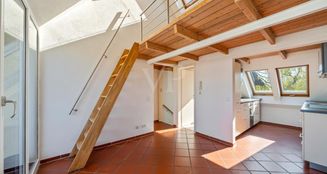von_poll_real_estate_property_25022031_image_0