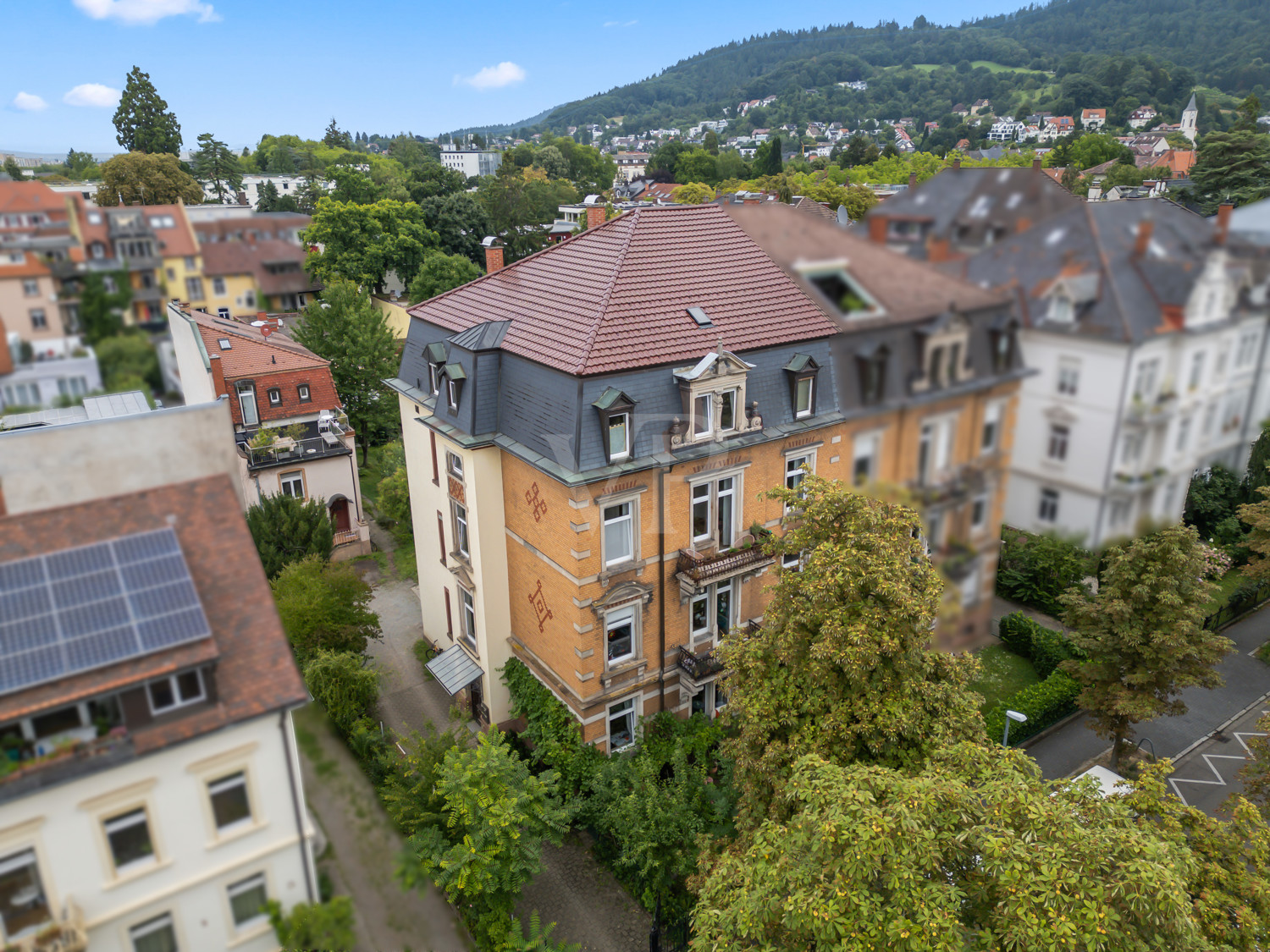 Außenansicht auf das Vorderhaus von der Jacobistraße aus