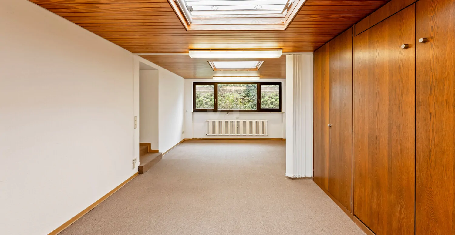 ehemaliges Büro im Untergeschoss