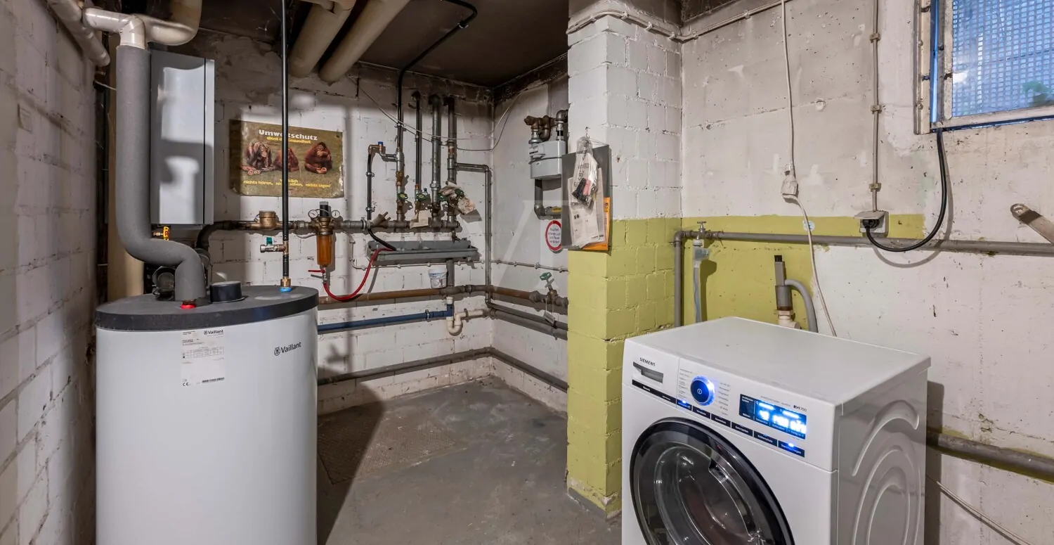 Hauswirtschaftsraum mit Technik