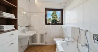 von_poll_real_estate_property_26022009_image_17