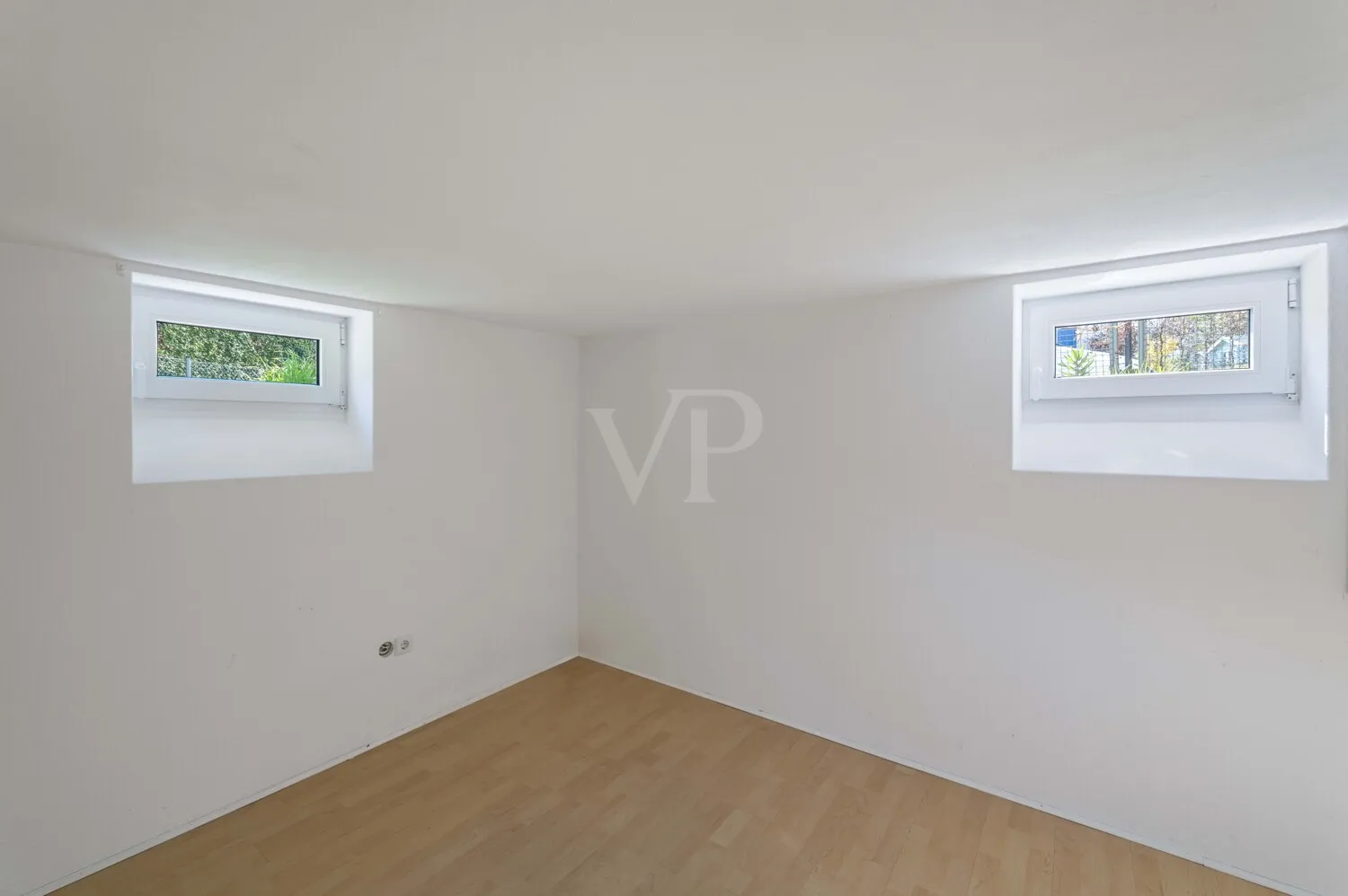Büro im Kellergeschoss