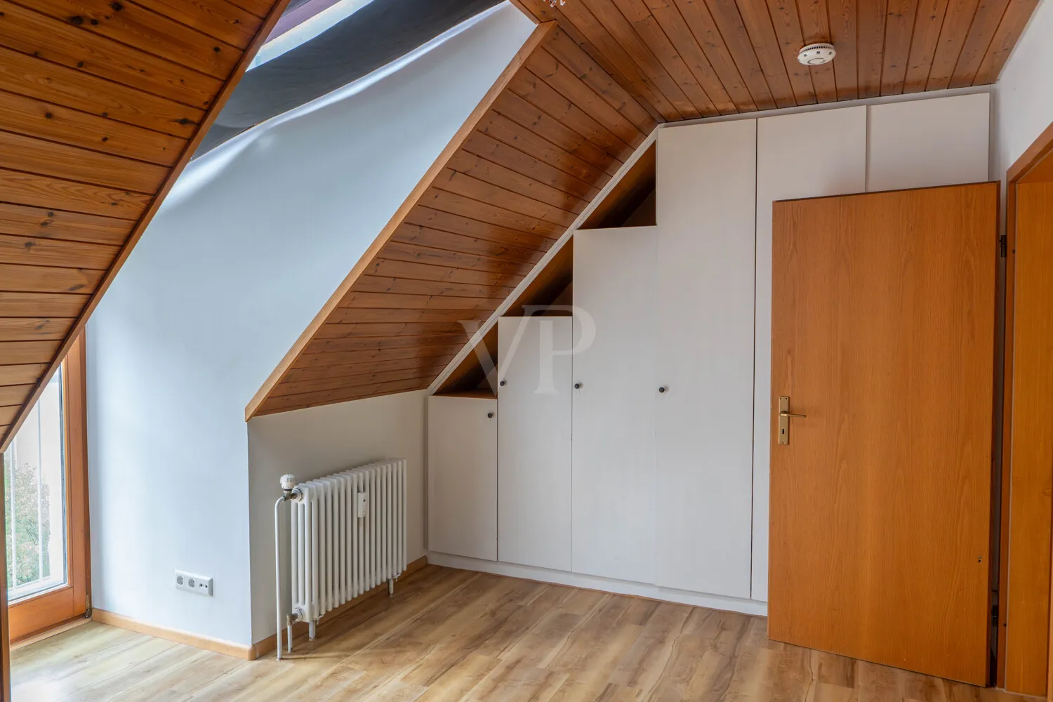 Schlafzimmer mit Einbauschränken
