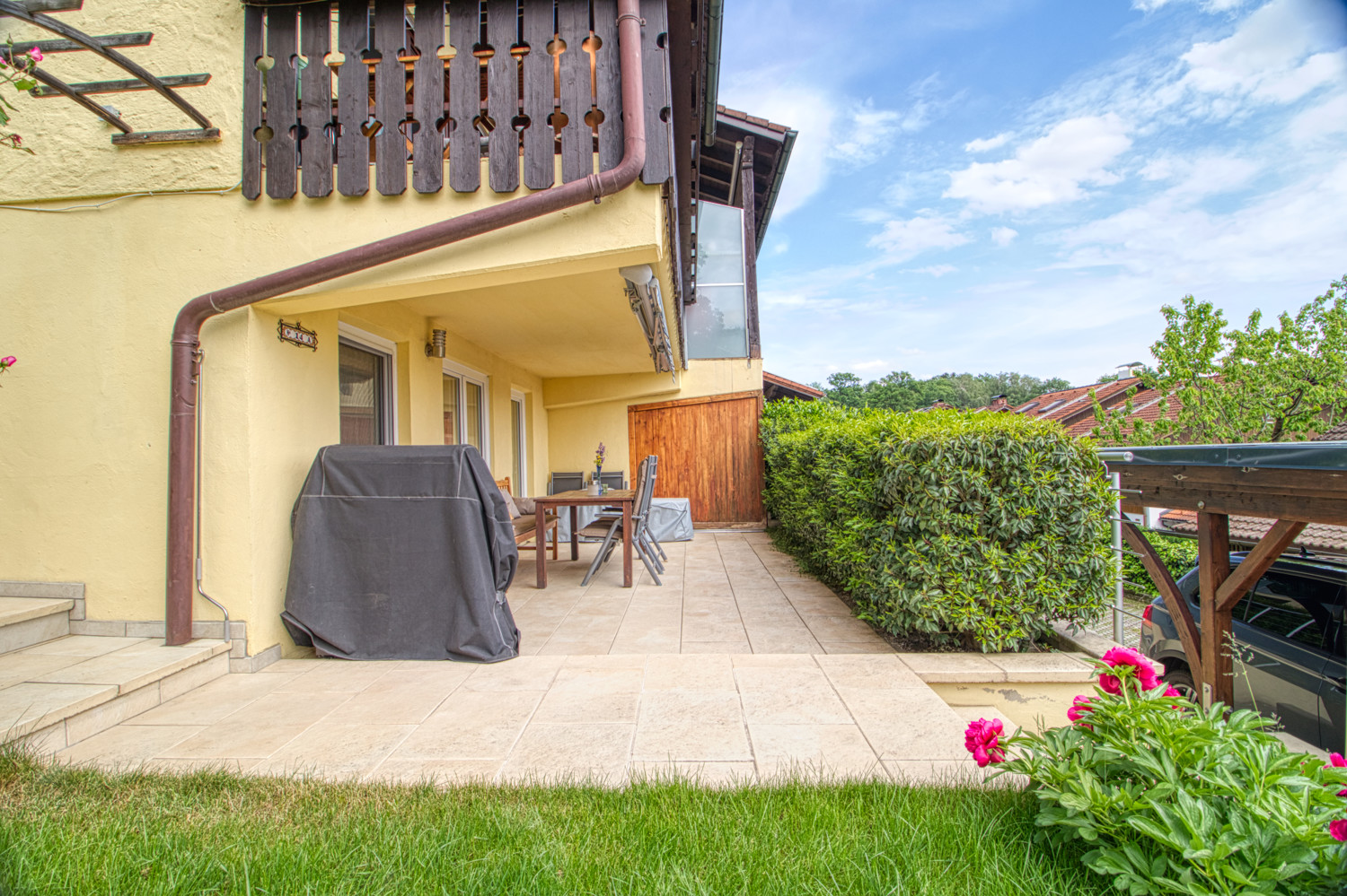 Terrasse auf der Süd-Seite